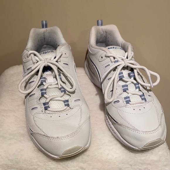 Easy Spirit Regine Walking Shoe Size 6.5 Womens - Picture 1 of 8